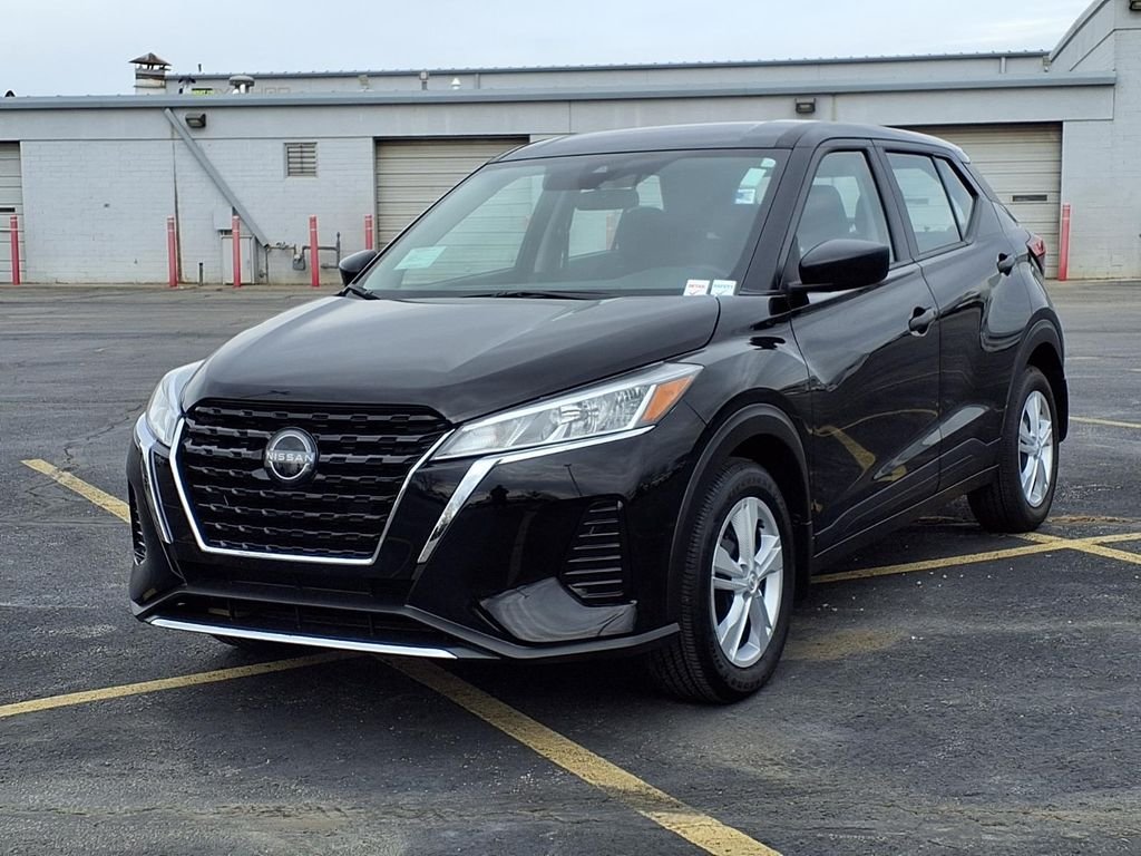Certified 2025 Nissan KICKS PLAY Base with VIN 3N1CP5BV5SL480298 for sale in Kansas City
