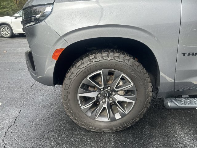 Used 2021 Gray Chevrolet Z71 image 29