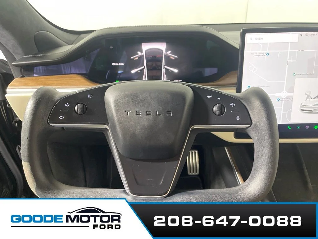 Used 2022 Black Tesla Base image 13