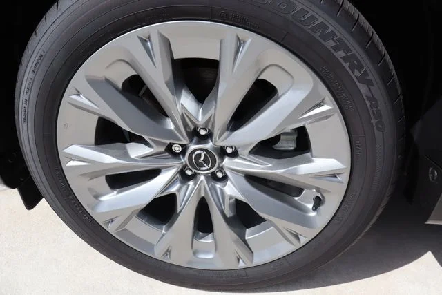 2026 Mazda CX-90 Premium Plus Package - Photo 32