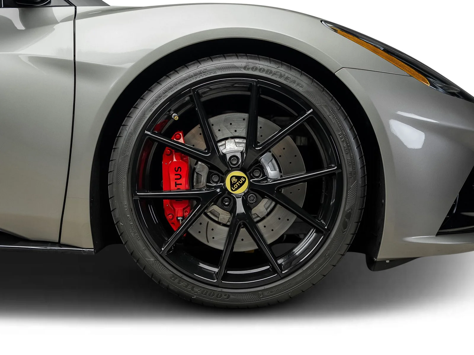 Used 2024 Gray Lotus V6 image 29