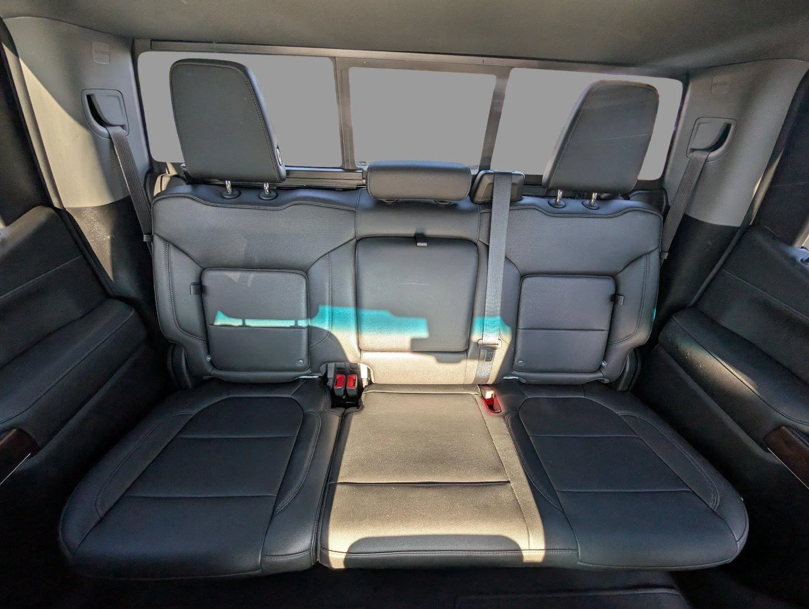 Used 2022 Summit White GMC SLT image 31