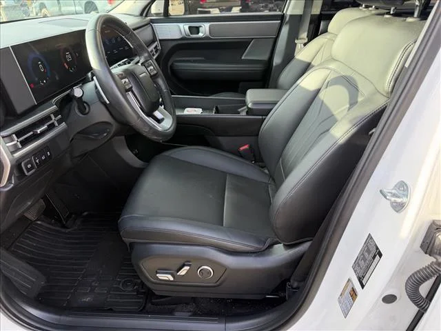 Used 2025 Serenity White Hyundai SEL image 11