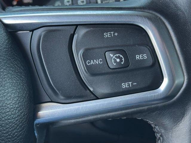 Used 2022 White Jeep Unlimited Sahara image 21