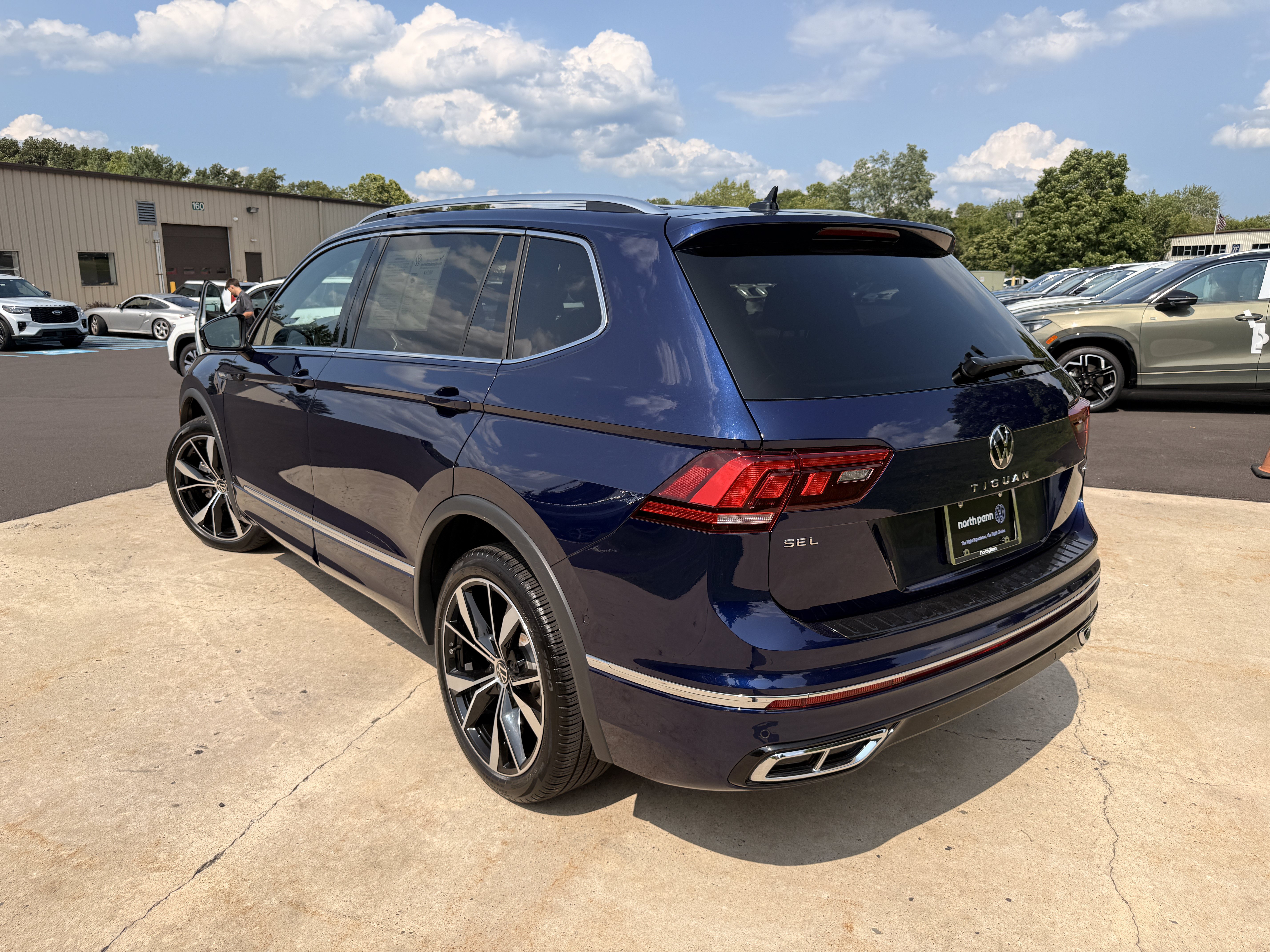 Used 2024 Blue Volkswagen SEL R-Line image 14