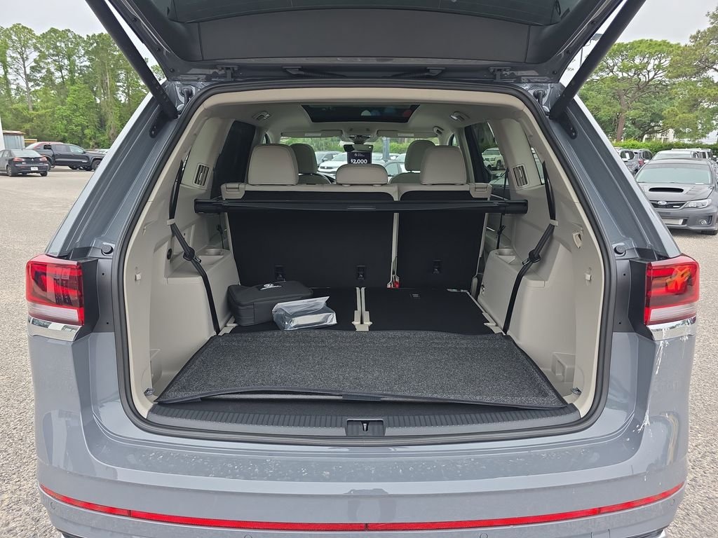New 2026 Gray Volkswagen 2.0T SEL Premium R-Line image 32