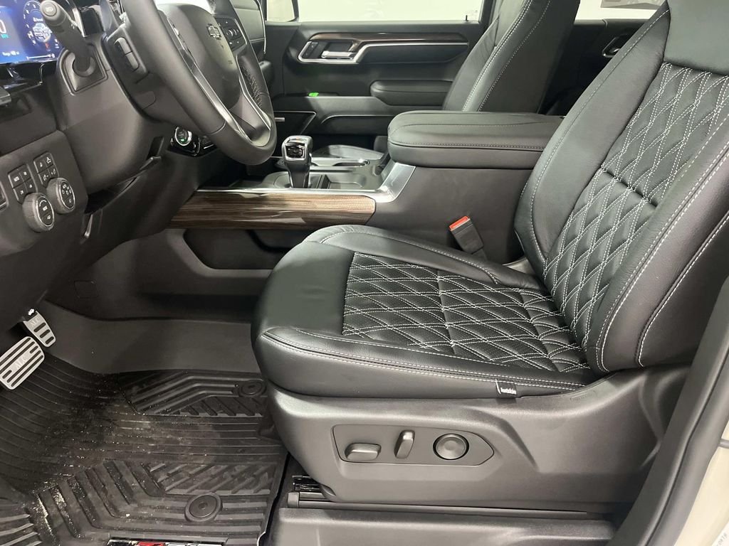 2026 Chevrolet Silverado 1500 RST - Photo 11