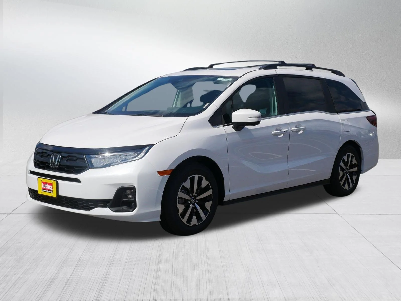 New 2026 Platinum White Pearl Honda EX-L image 3