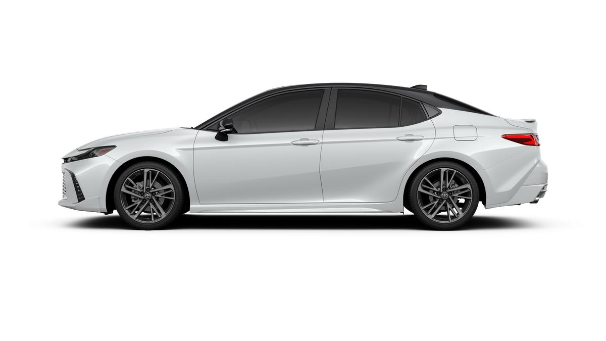New 2026 Wind Chill Pearl with Midnight Black Metallic roof Toyota XSE image 5