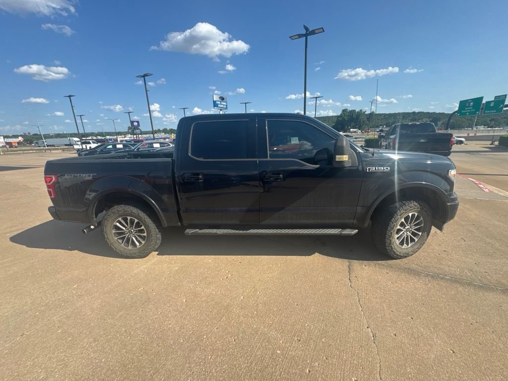 Used 2018 Shadow Black Ford XLT image 7