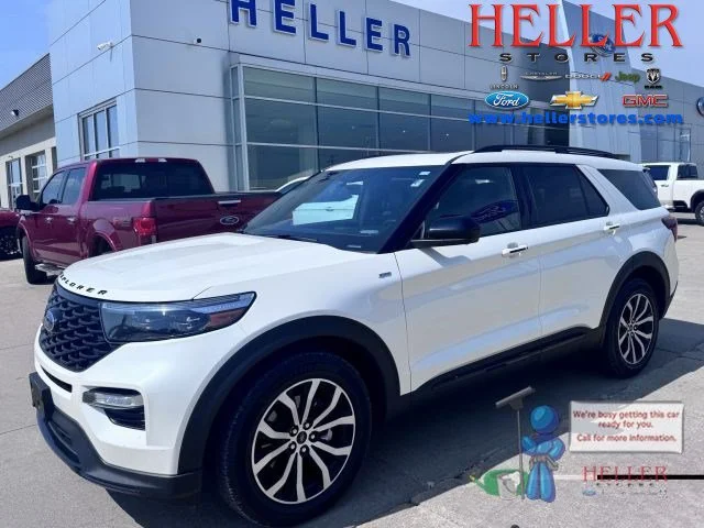 Used 2022 Star White Ford ST-Line image 1