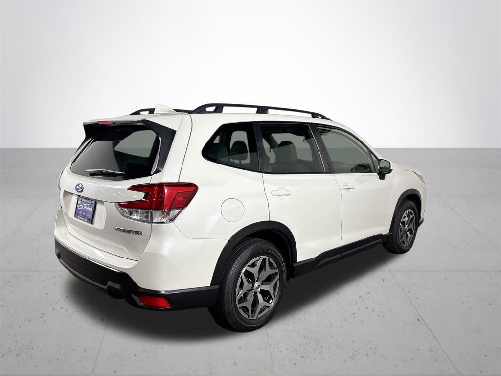Used 2023 White Subaru Premium image 6