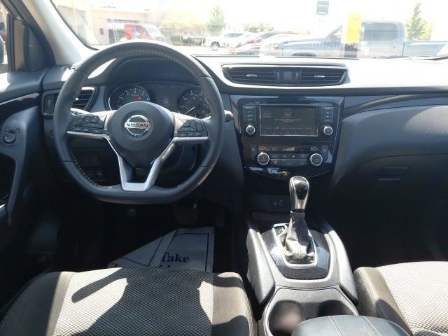 Used 2021 Gun Metallic Nissan SV image 24