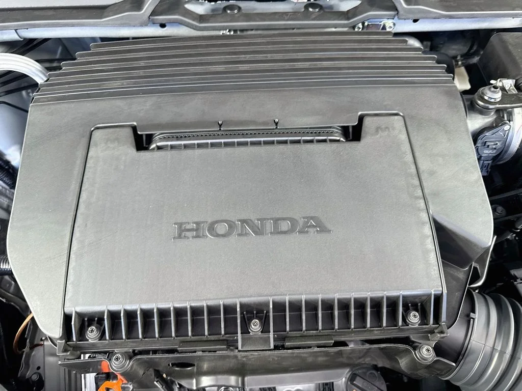 New 2026 Solar Silver Metallic Honda Black Edition image 39