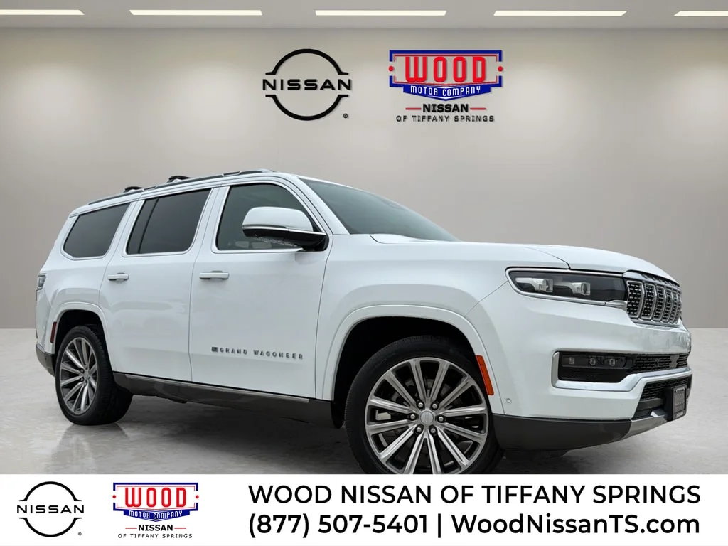 Used 2022 Bright White Clearcoat Jeep Series II image 1
