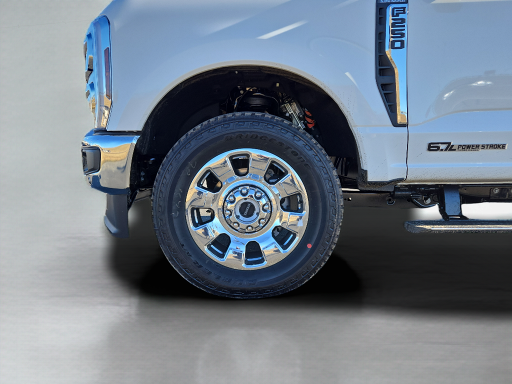 New 2026 Star White Metallic Tri-Coat Ford F-250® King Ranch® image 27