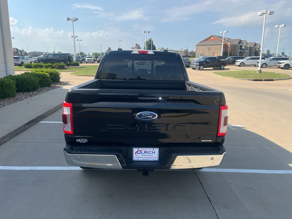 Used 2022 Agate Black Metallic Ford LARIAT image 7