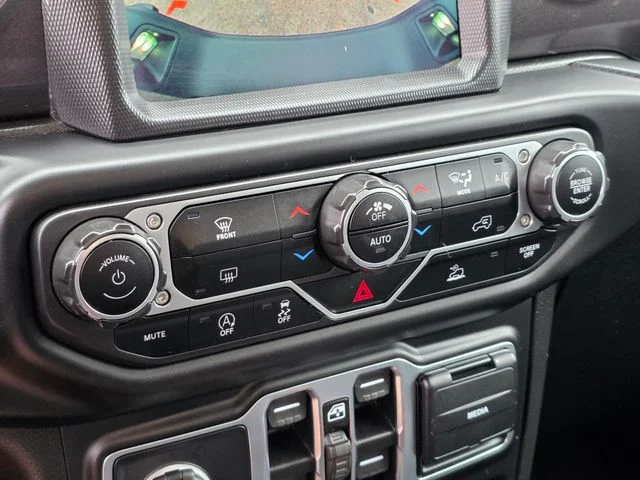 2021 Jeep Gladiator California Edition - Photo 28