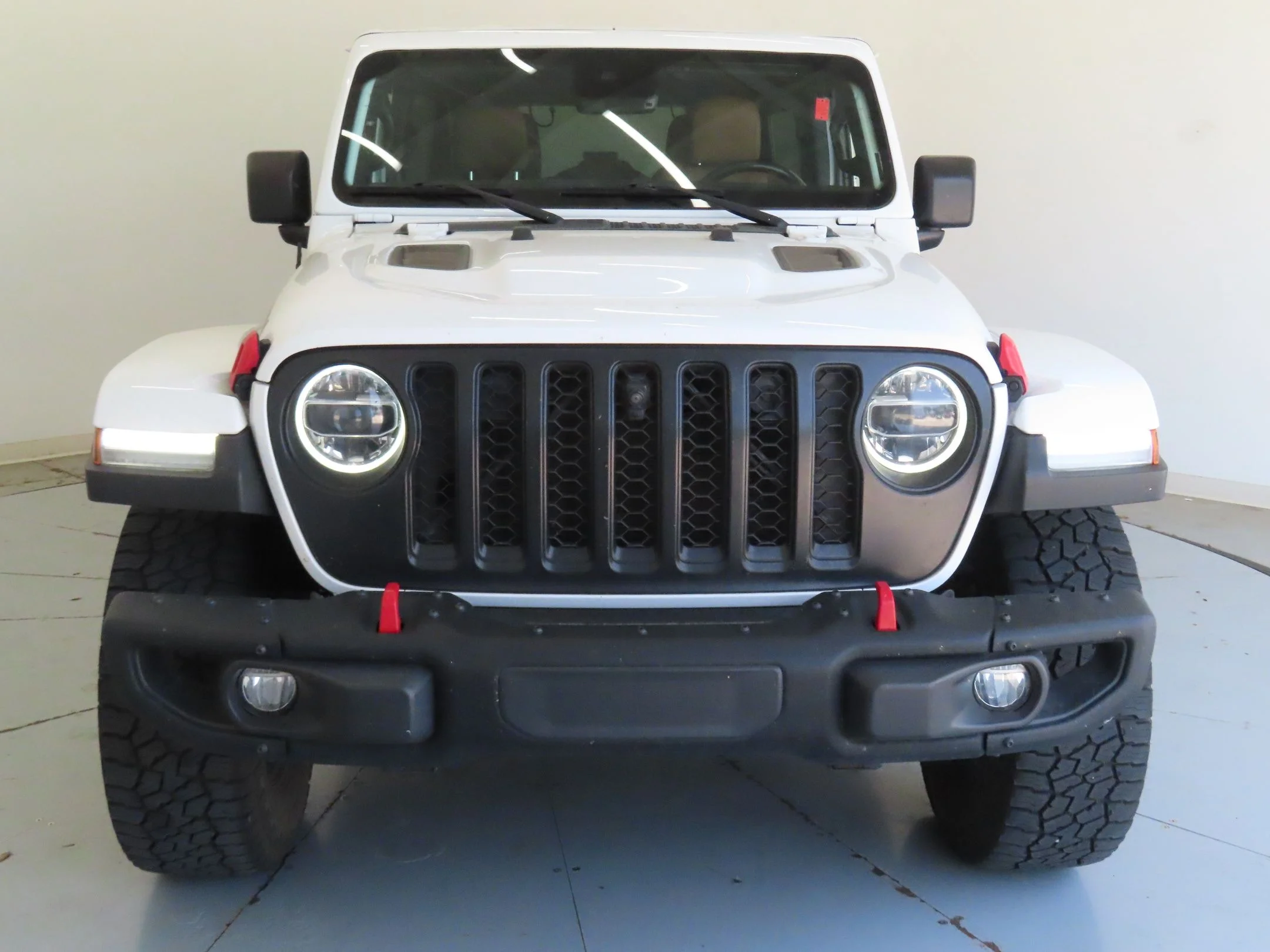 Used 2021 White Jeep Unlimited Rubicon image 9