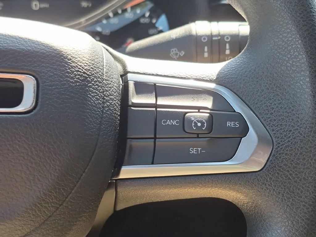 Certified Used 2024 Red Jeep Sport image 18