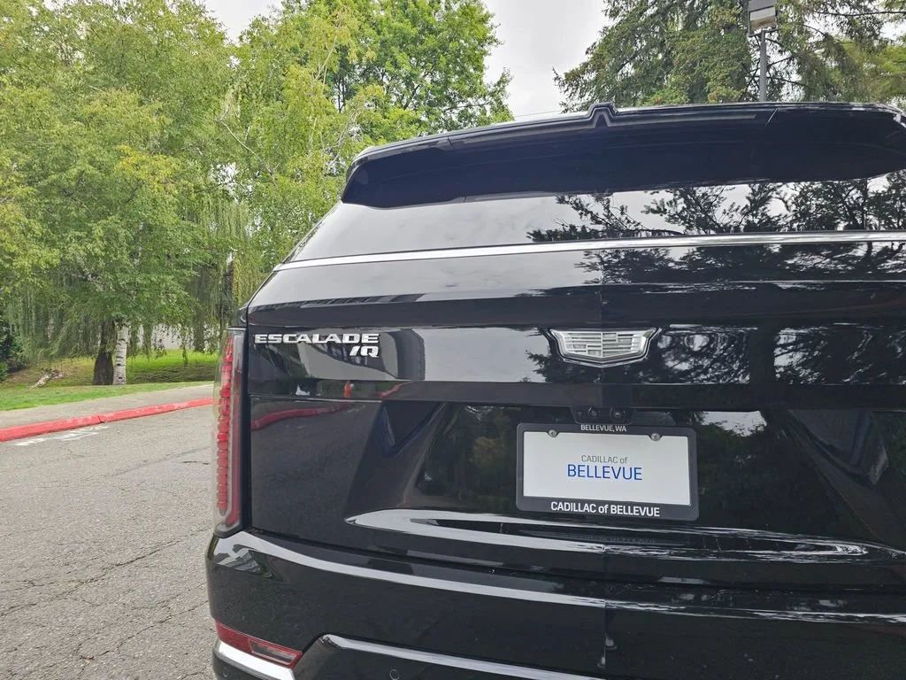 2026 Cadillac Escalade IQ Luxury - Photo 15