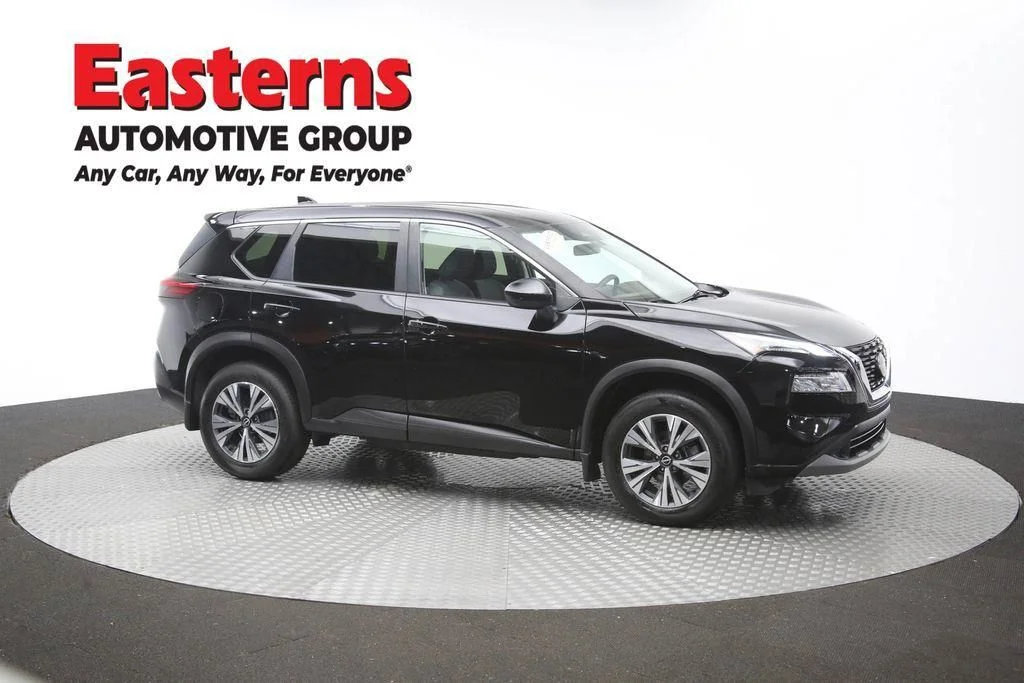 Used 2023 Black Nissan SV image 49
