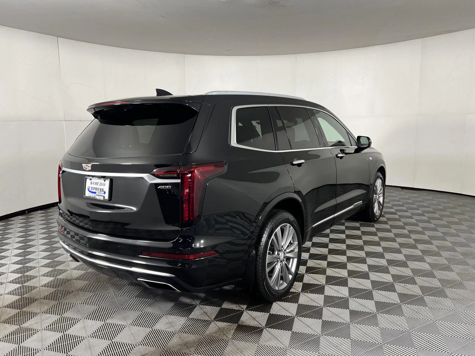 Used 2023 Stellar Black Metallic Cadillac Premium Luxury image 8