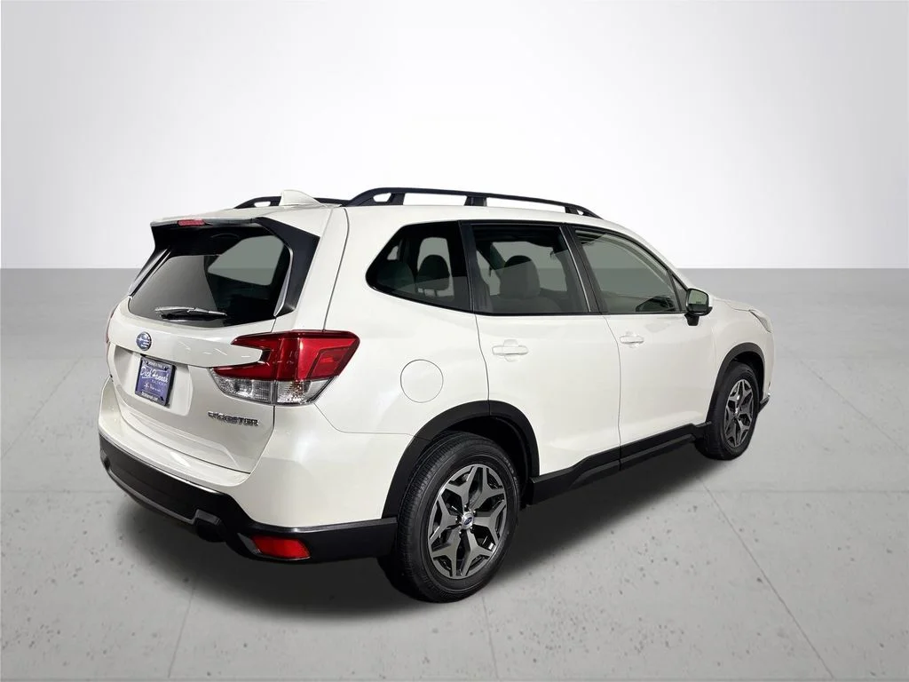 Used 2023 White Subaru Premium image 6