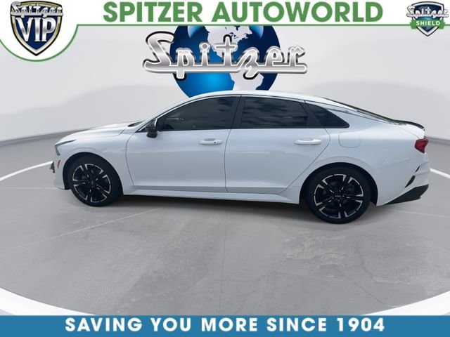 Used 2022 White Kia GT-Line image 6