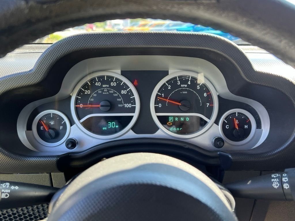 Used 2008 Steel Blue Metallic Jeep Unlimited Sahara image 20