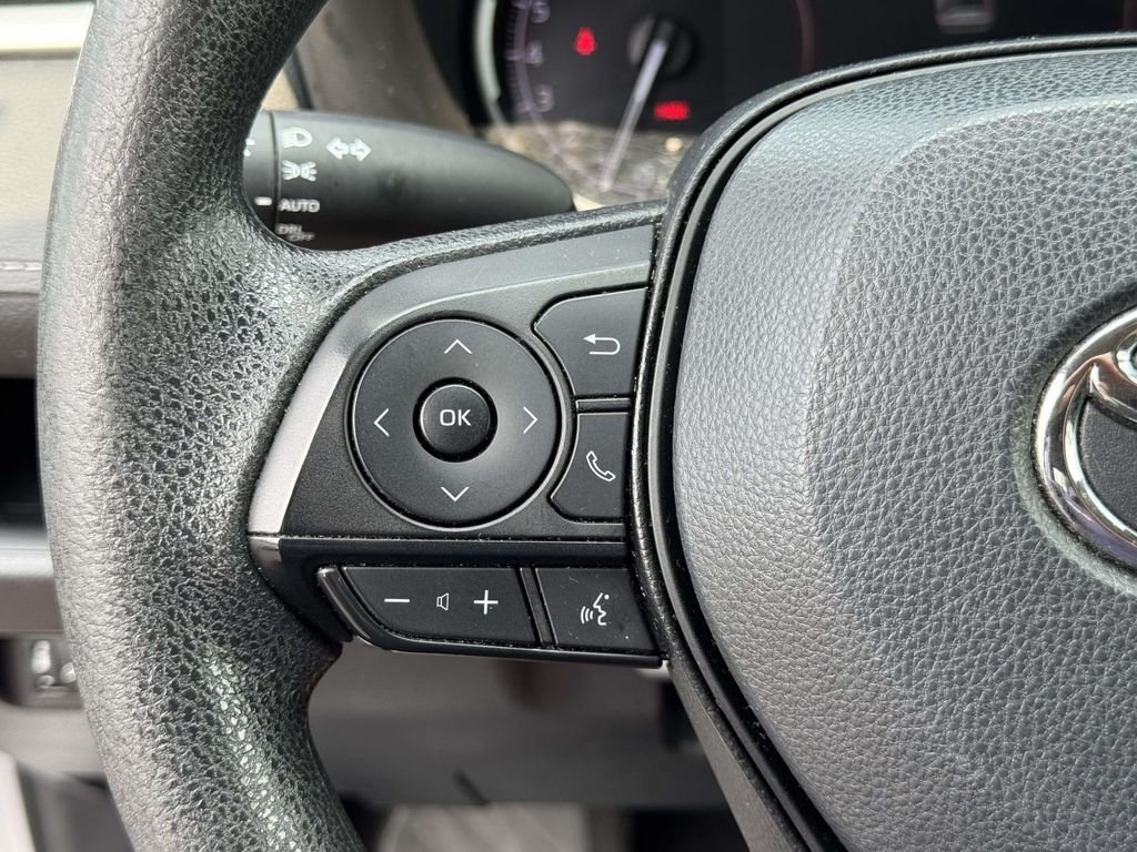 Used 2024 Silver Toyota XLE image 11