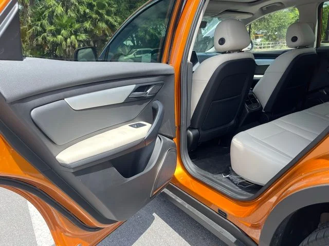 New 2025 Orange VinFast Plus image 17
