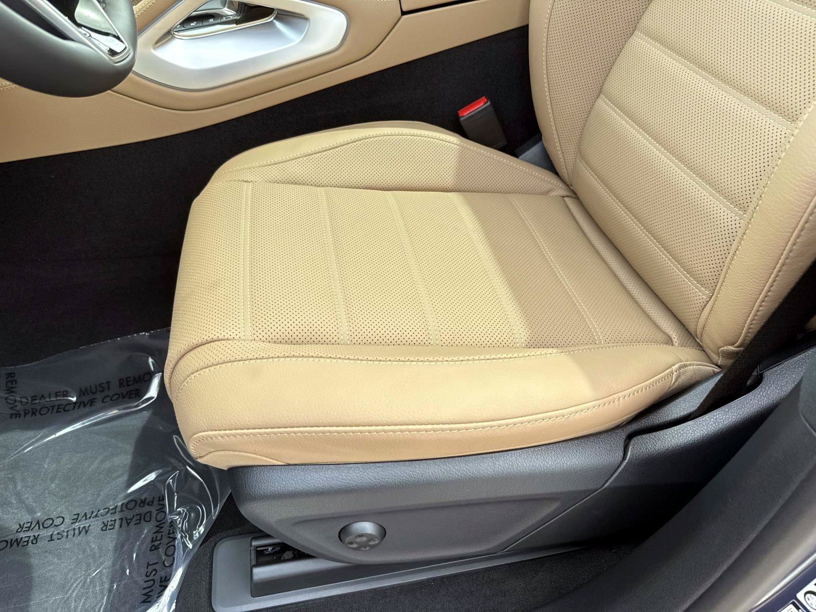 New 2026 Twilight Blue Metallic Mercedes-Benz 450 4MATIC® SUV image 22