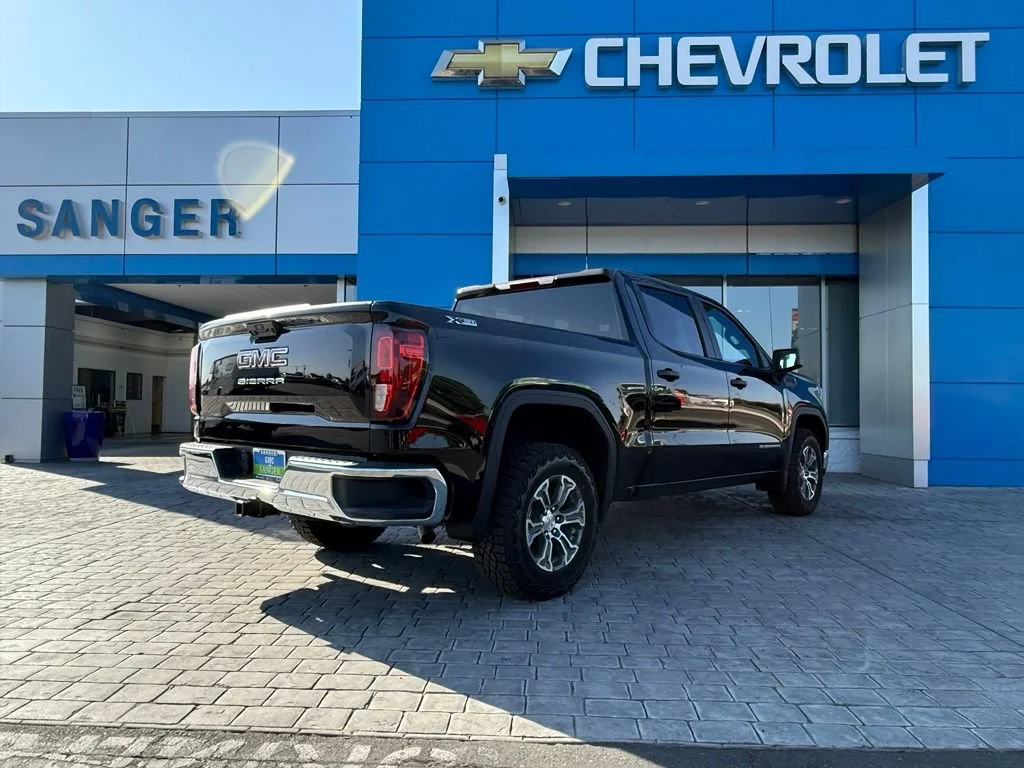 New 2026 Onyx Black GMC Pro image 8