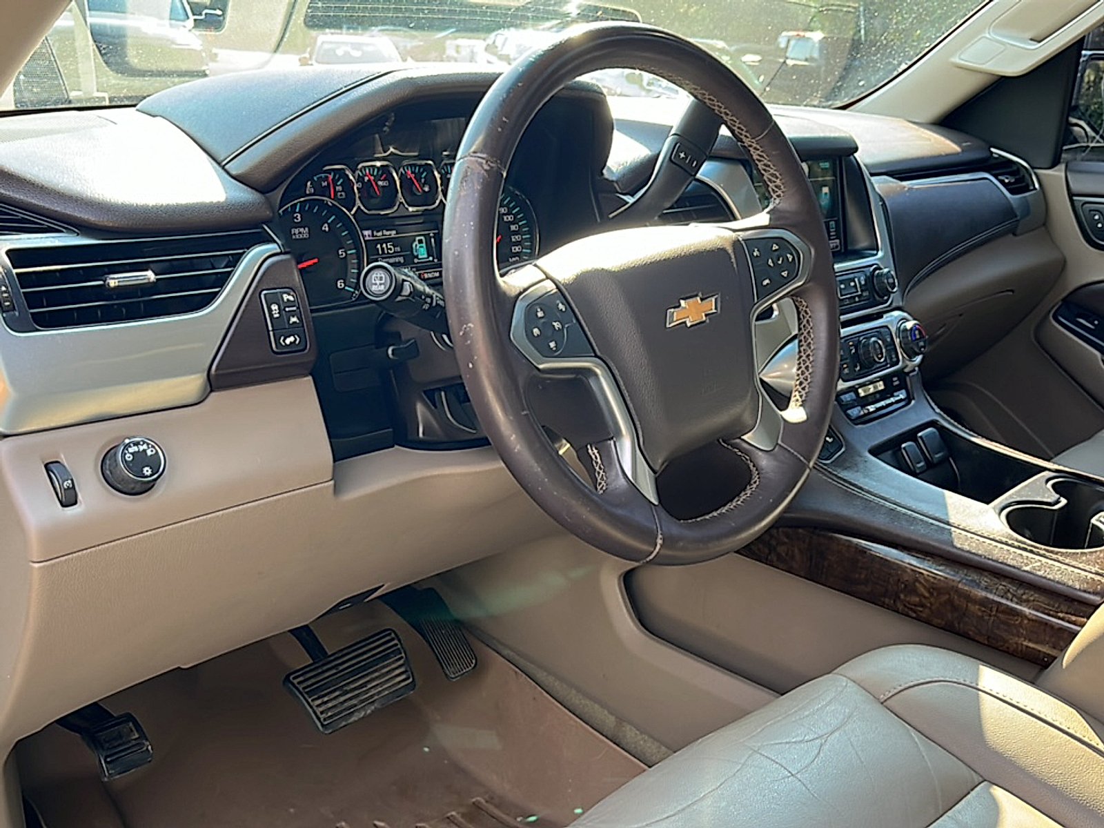 Used 2016 Summit White Chevrolet LT image 8