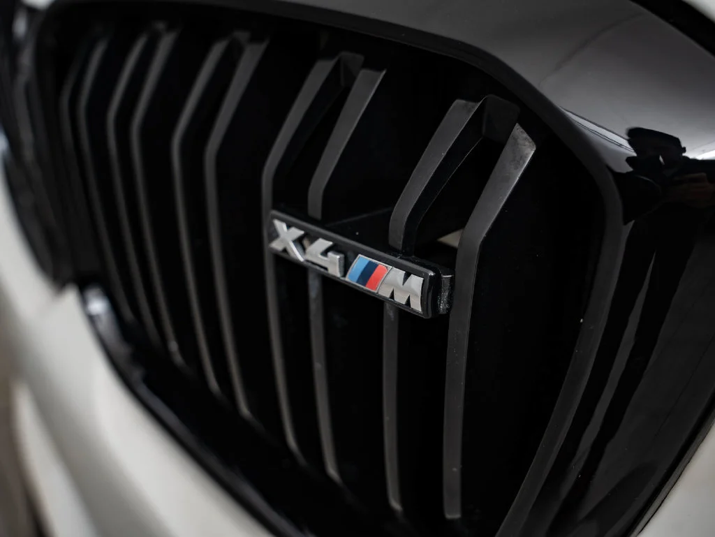 Used 2024 Alpine White BMW  image 16