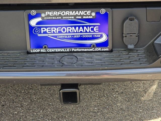New 2026 Granite Crystal Metallic Clear-Coat Exterior Paint RAM Laramie image 31