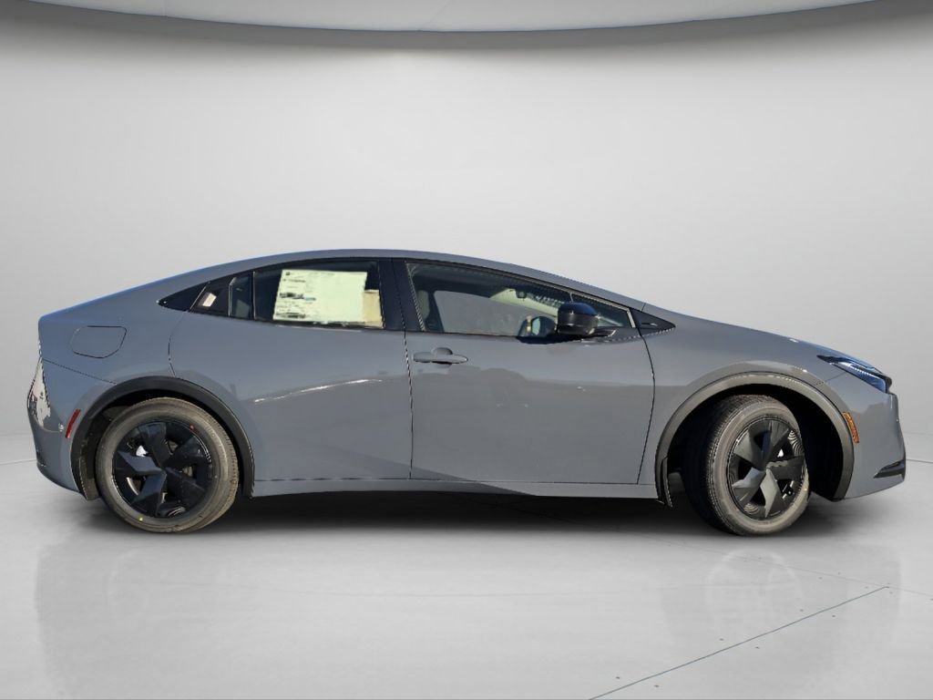 2026 Toyota Prius Plug-in Hybrid SE - Photo 24