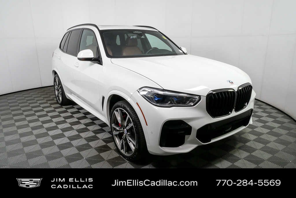 2023 BMW X5 M50i's photo