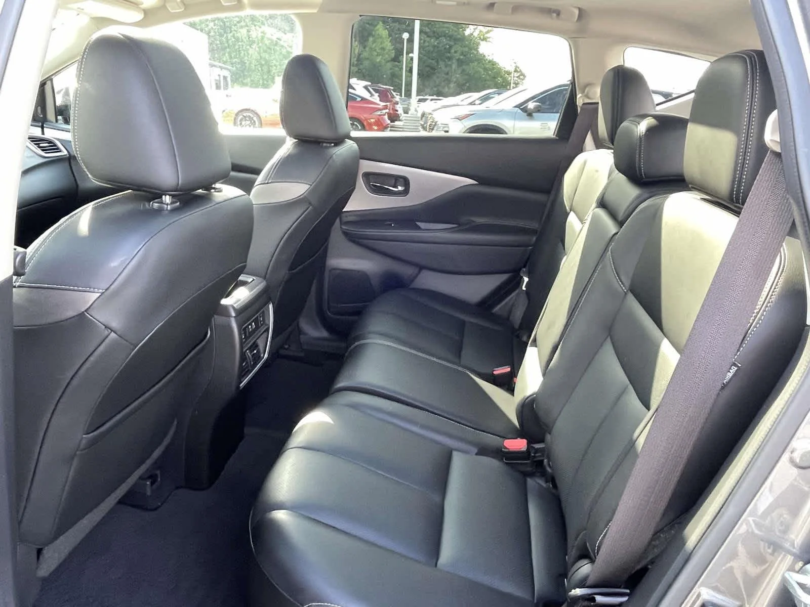 Used 2020 Gun Metallic Nissan SL image 19