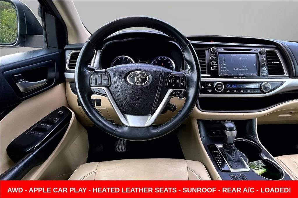 Used 2019 Red Toyota XLE image 8