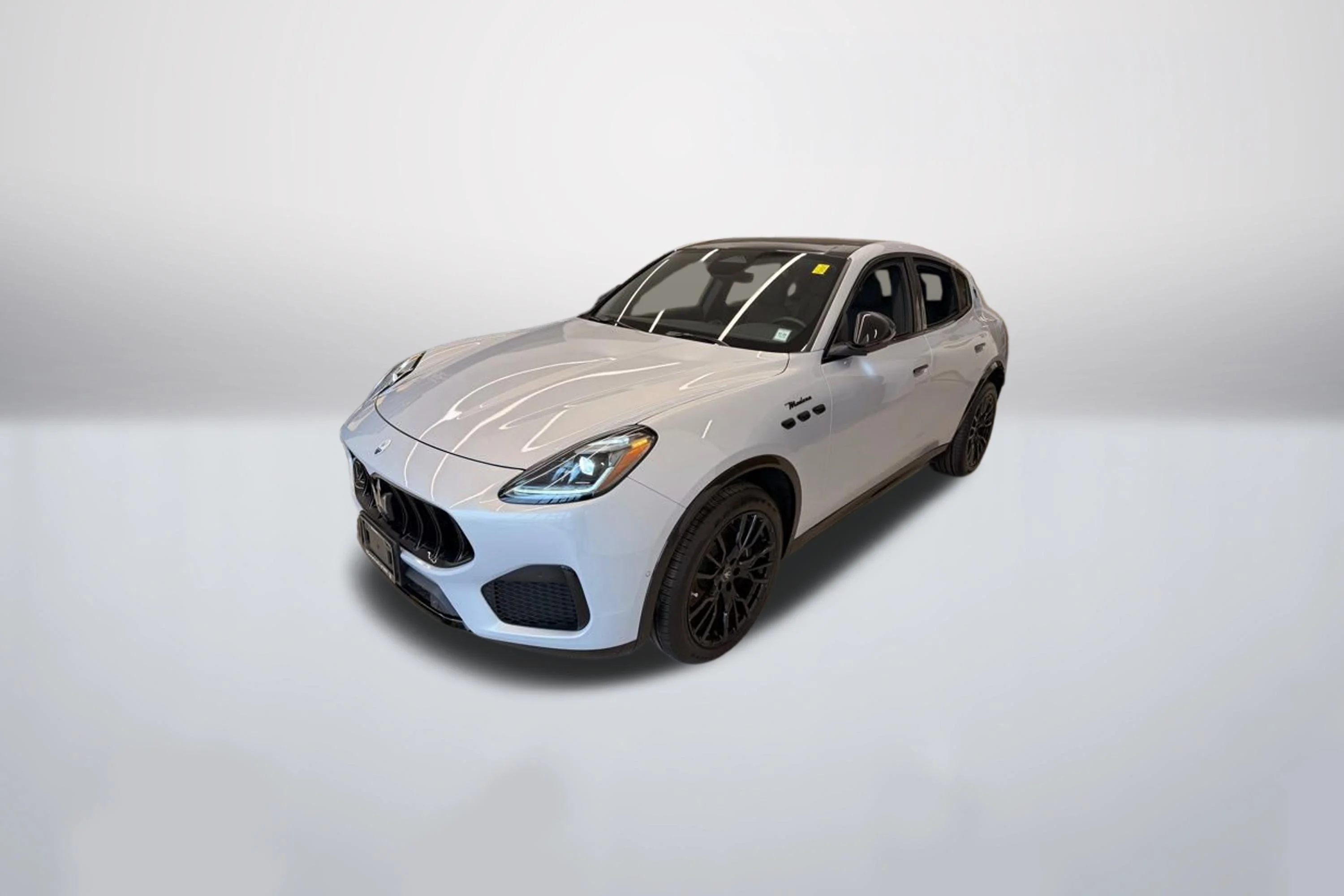 Used 2025 White Maserati Modena image 1