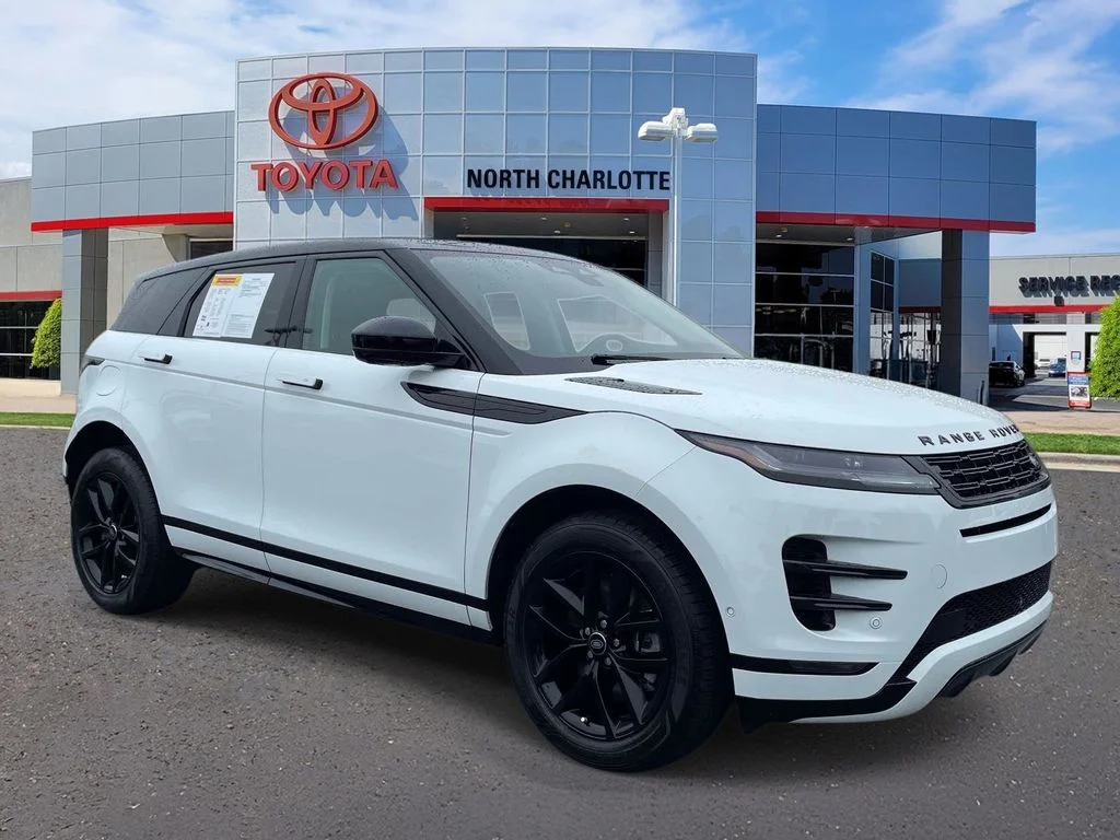 2024 Land Rover Range Rover Evoque Dynamic SE's photo
