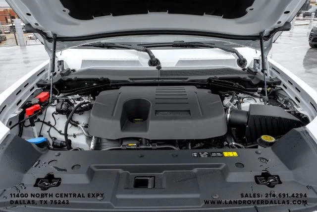 New 2026 Fuji White Land Rover X-Dynamic SE image 53
