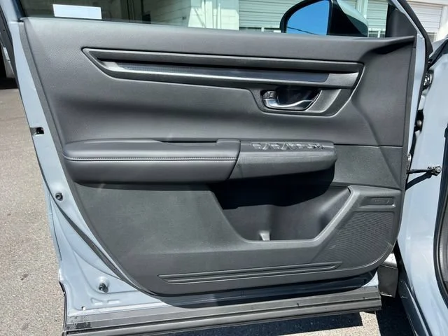 New 2026 Urban Gray Pearl Honda LX image 17