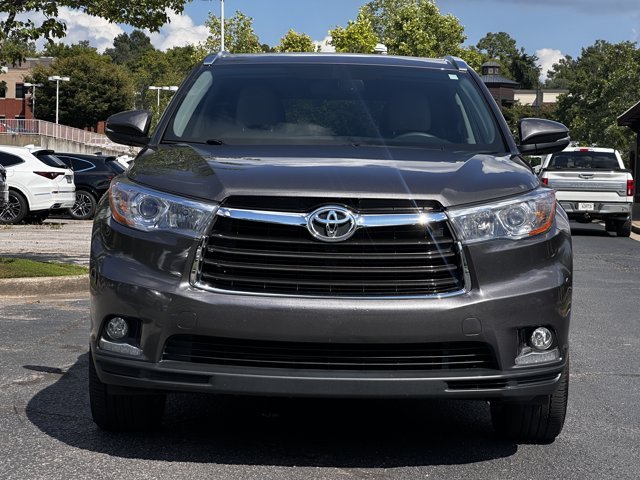Used 2016 Predawn Gray Mica Toyota Limited/1-Owner/Heated-AC Seats image 6