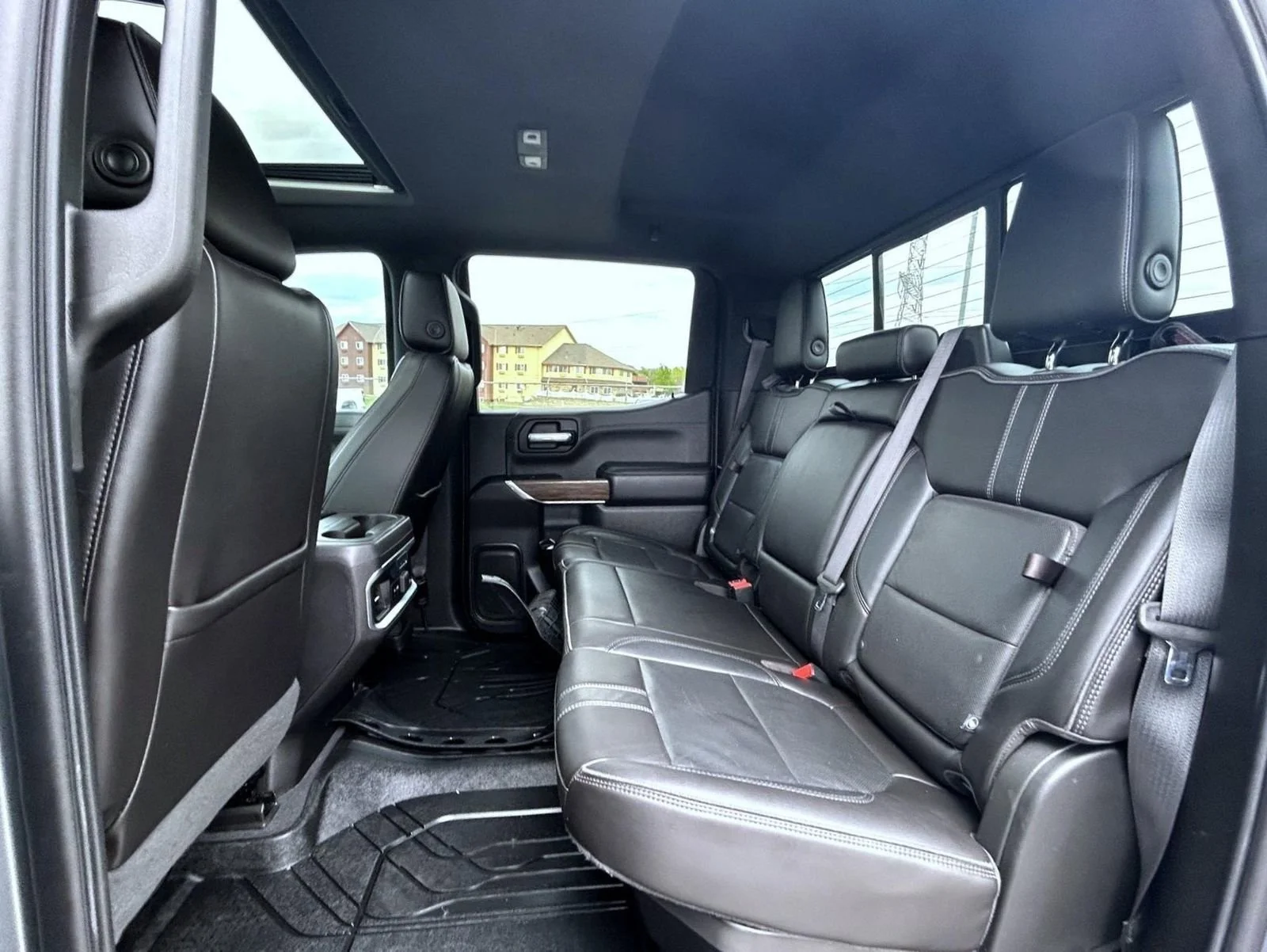 2019 Chevrolet Silverado 1500 High Country - Photo 19