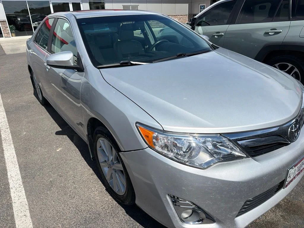 Used 2013 Classic Silver Metallic Toyota XLE image 1