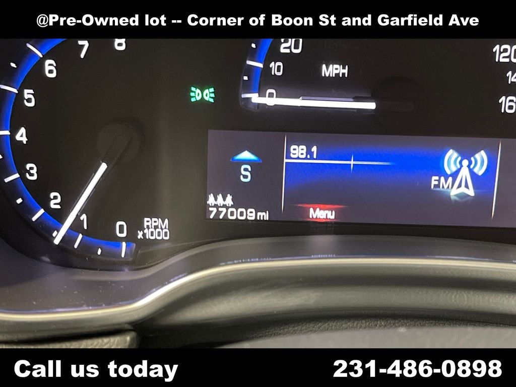 Used 2013 Silver Cadillac Luxury image 24