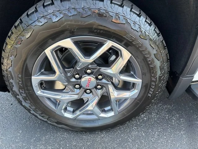 New 2026 Glacier White Tricoat GMC SLT image 11